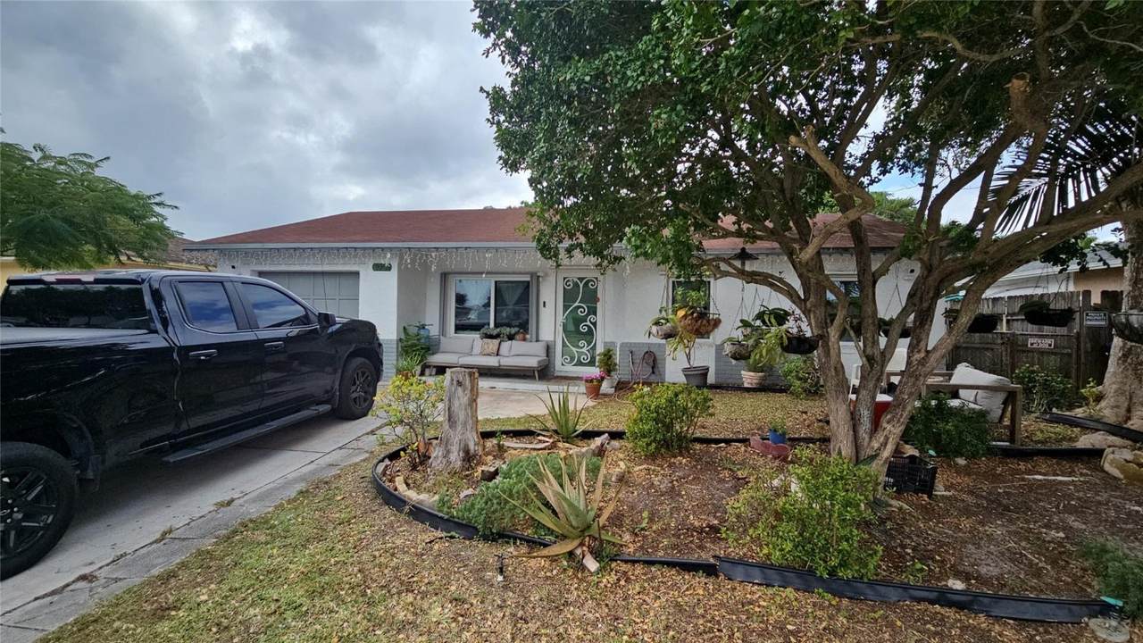 1031 83rd Avenue - Photo 1