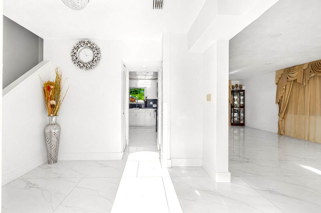 3111 Thames Way - Photo 1