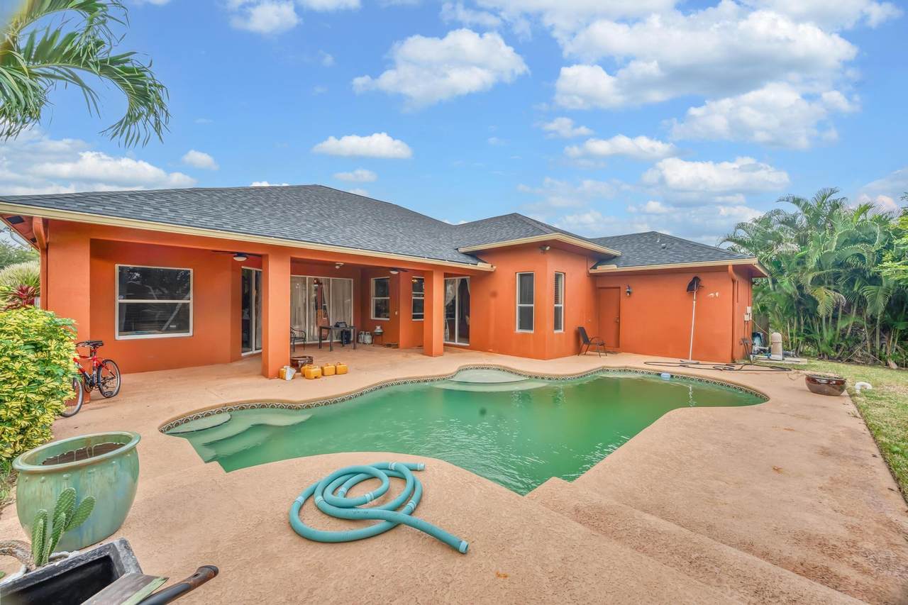 624 Nichols Terrace - Photo 1