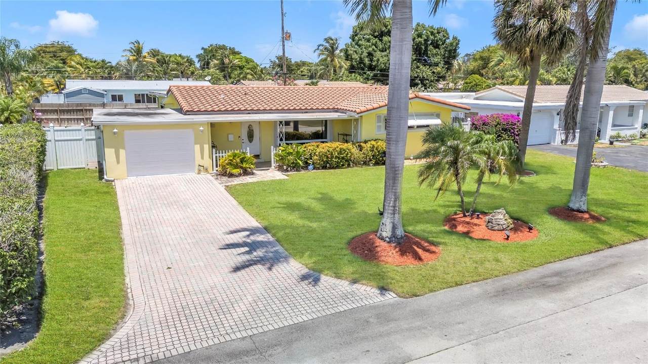 1961 31st Street - Photo 1