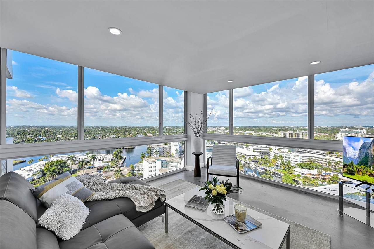 2715 Ocean Boulevard - Photo 1