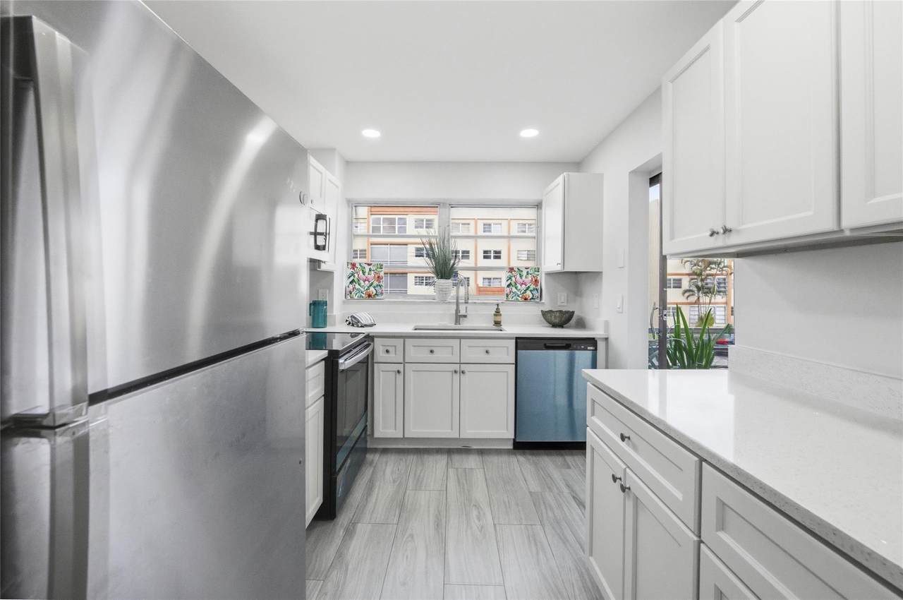 2201 41st Avenue - Photo 1