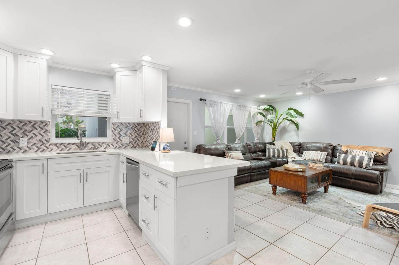 2870 14th Street Causeway - Photo 1
