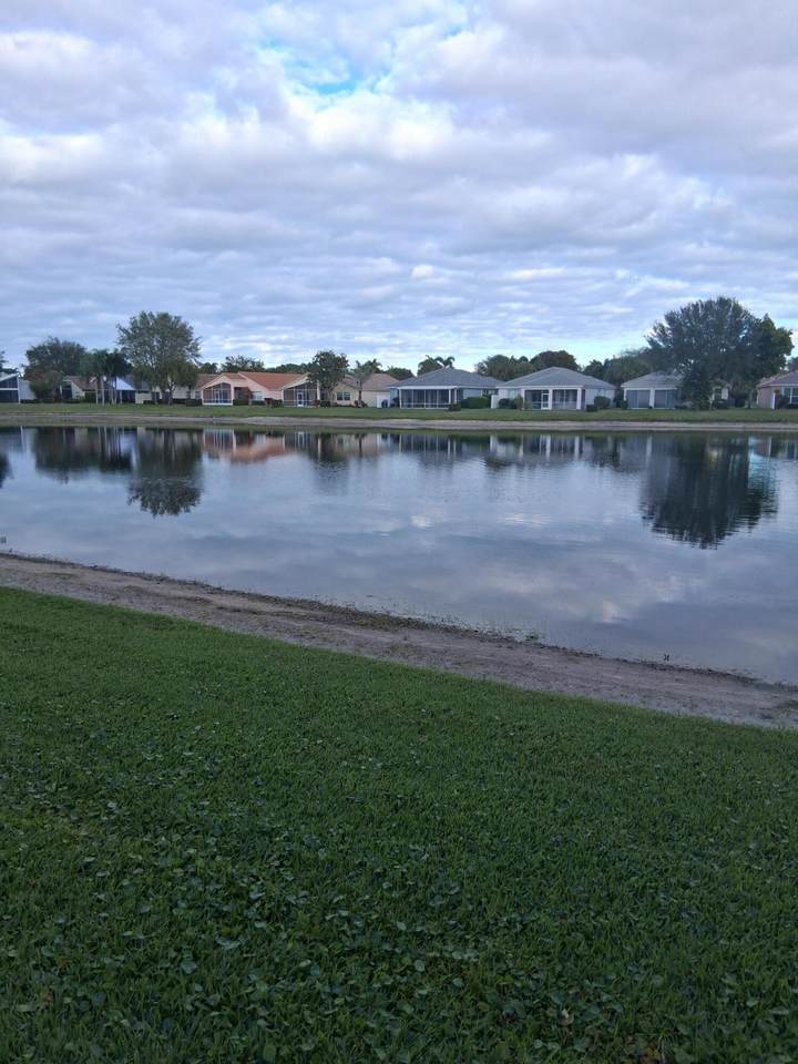 https://bt-photos.global.ssl.fastly.net/beaches/1280_boomver_2_F10556804-2.jpg