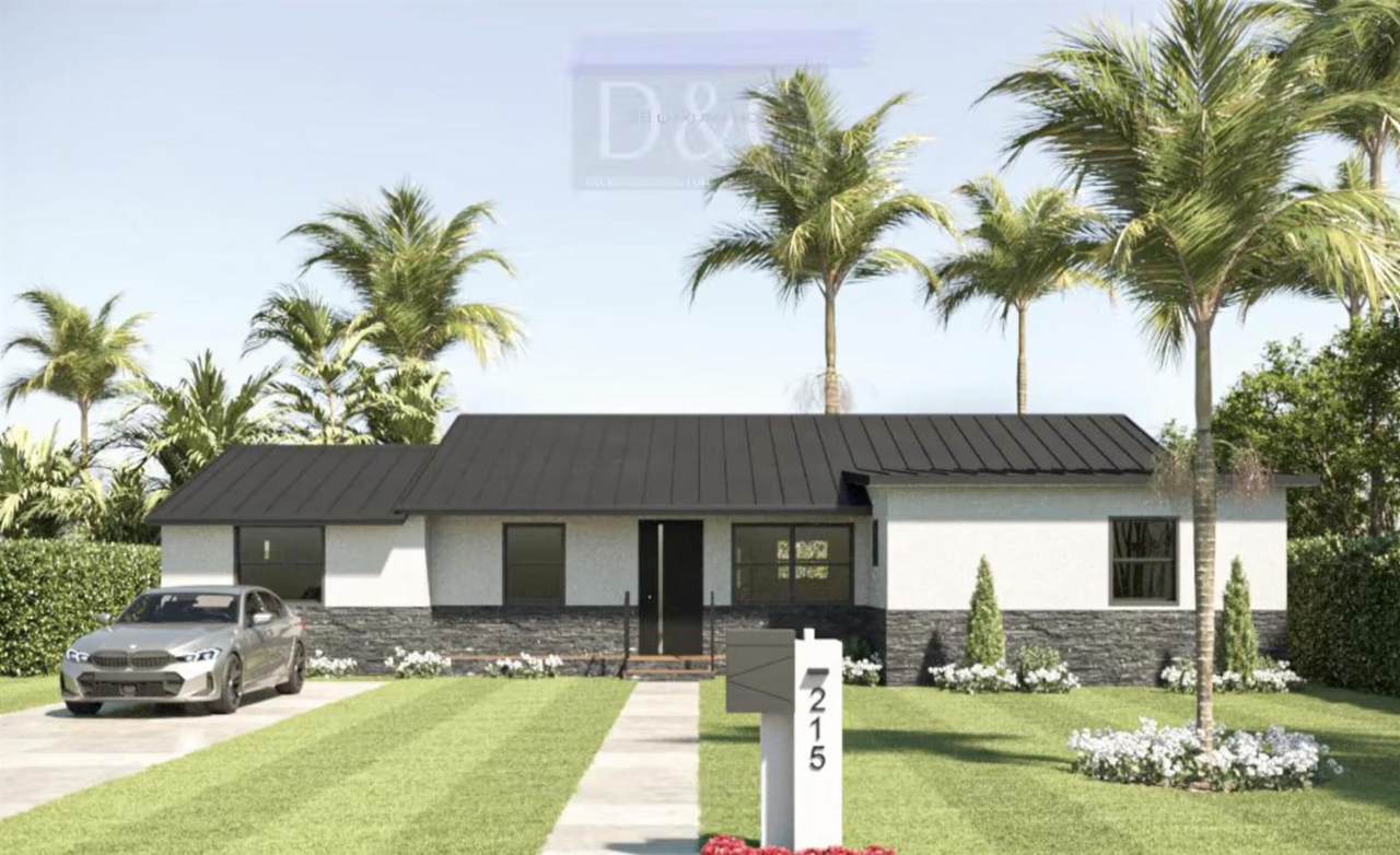 215 32nd Street - Photo 1