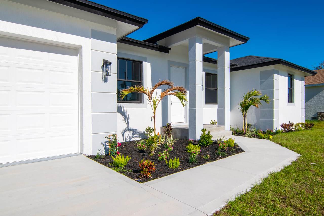 8126 Thruso Road - Photo 1
