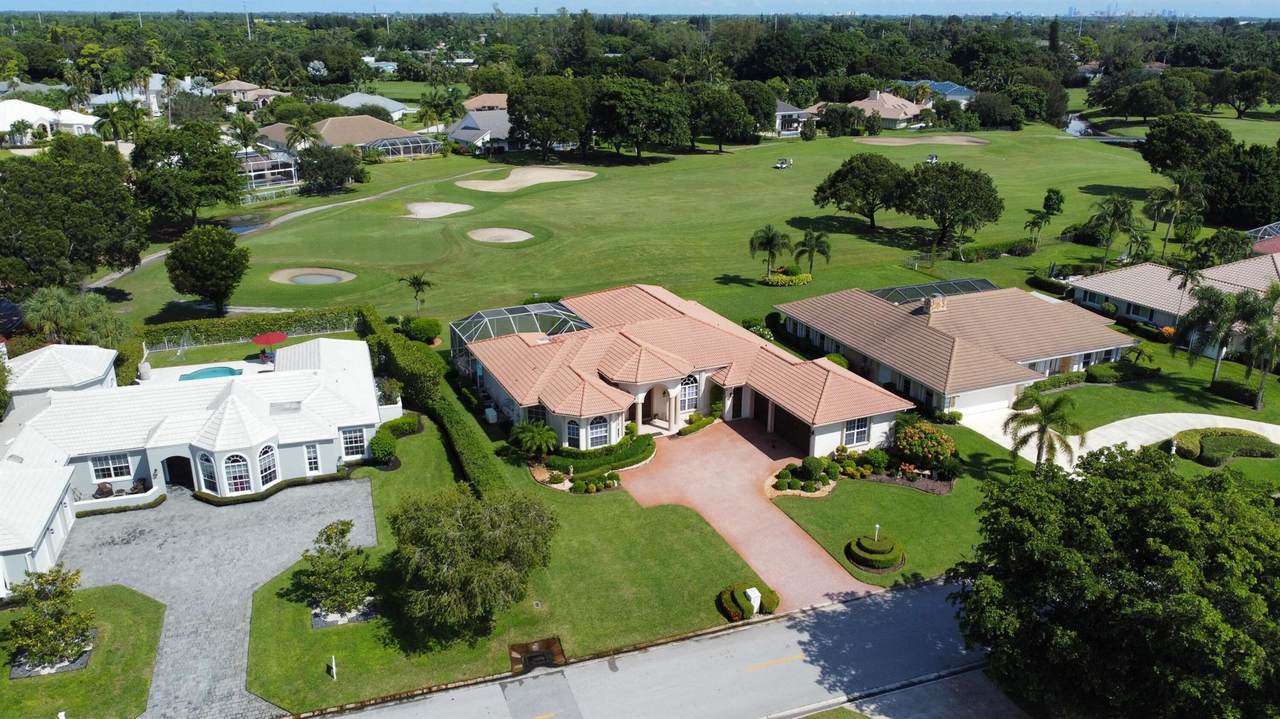 434 Glenbrook Drive - Photo 1