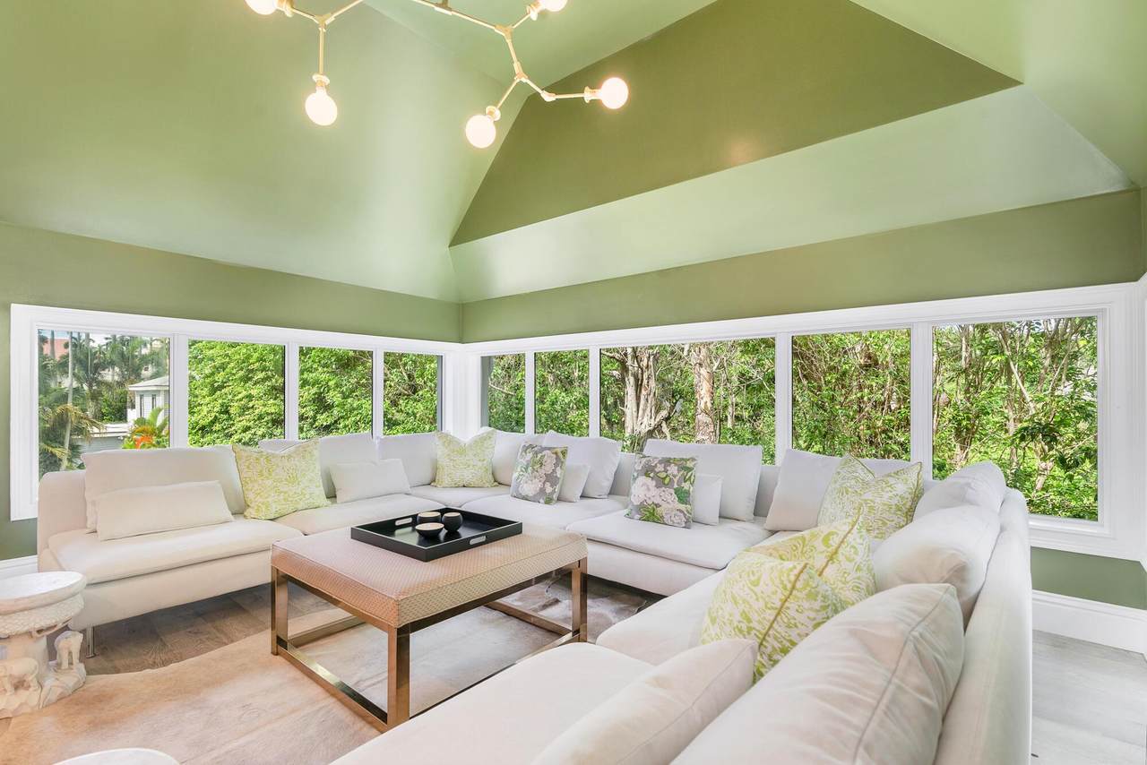 443 Seaview Avenue - Photo 1