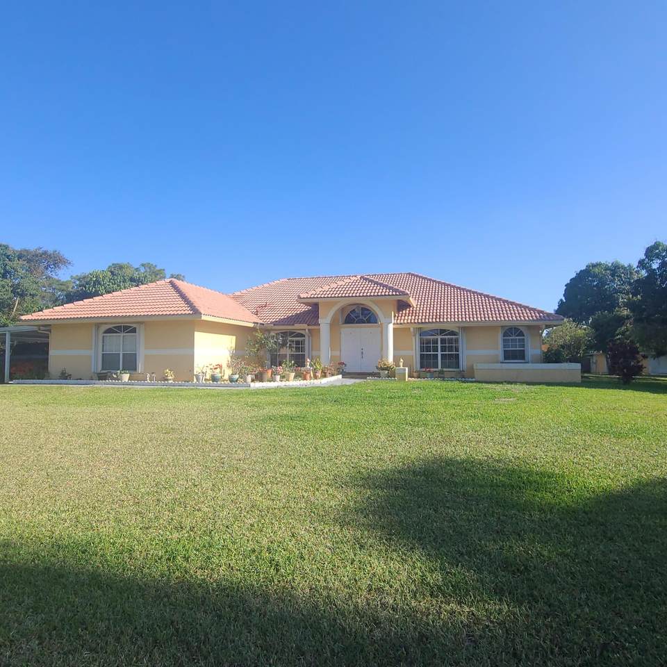 17930 79th Court - Photo 1