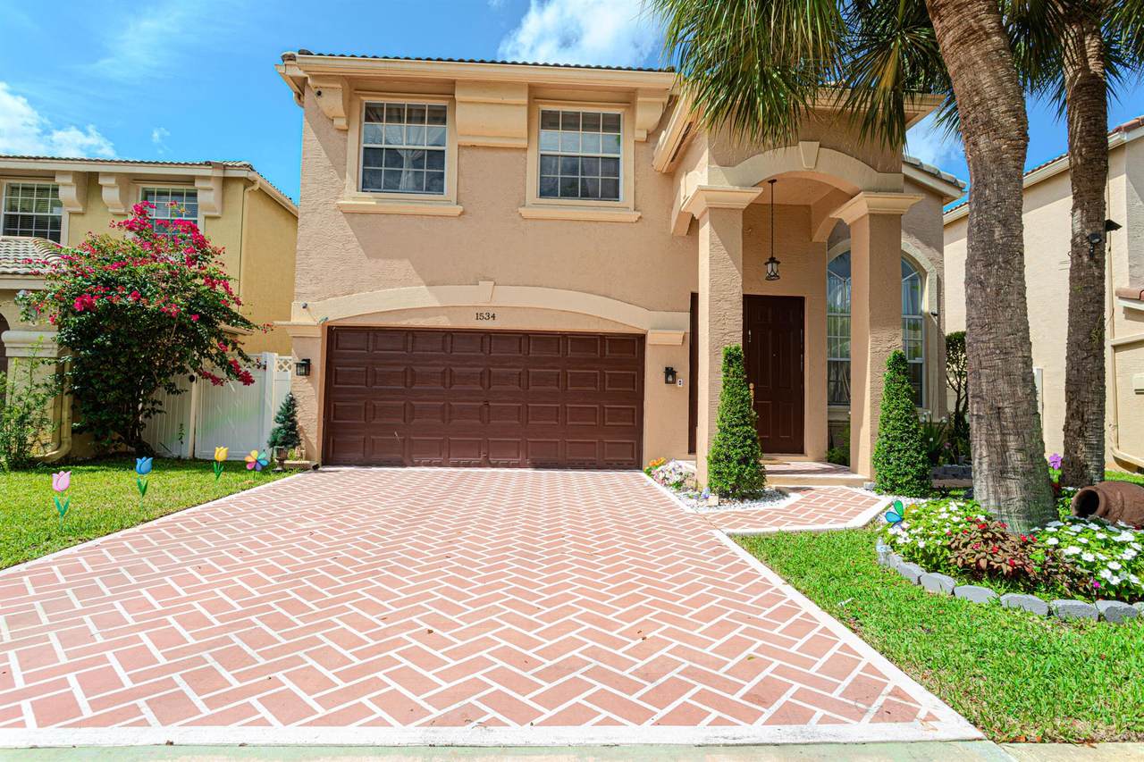 1534 Running Oak Lane - Photo 1