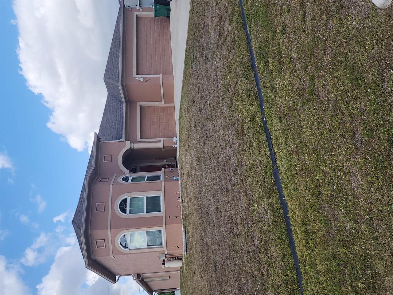 1691 Buttercup Avenue - Photo 1