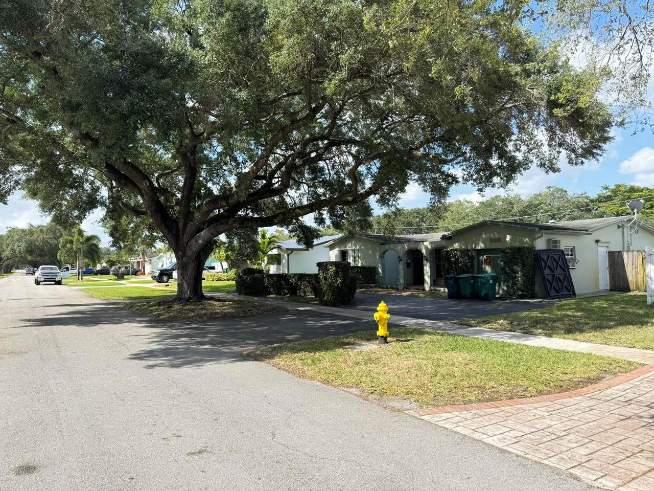 5013 88th Terrace - Photo 1