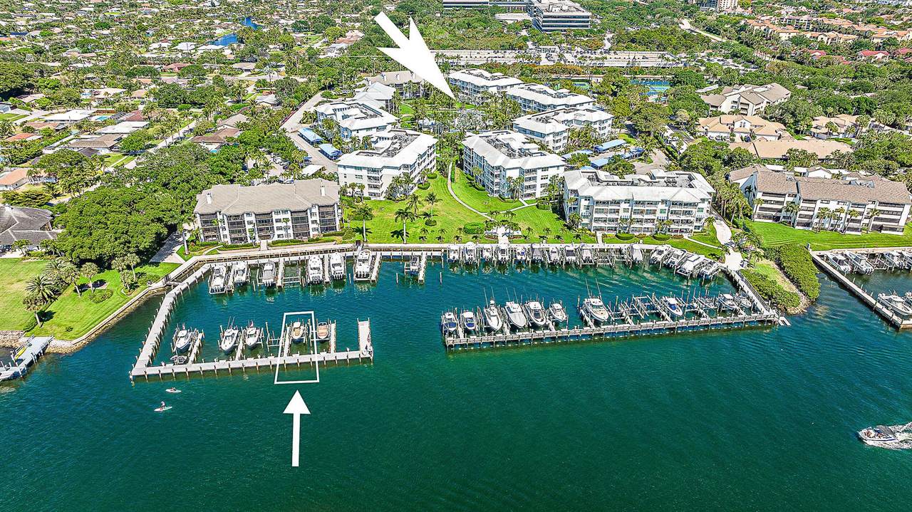 1015 Bay Colony Drive - Photo 1