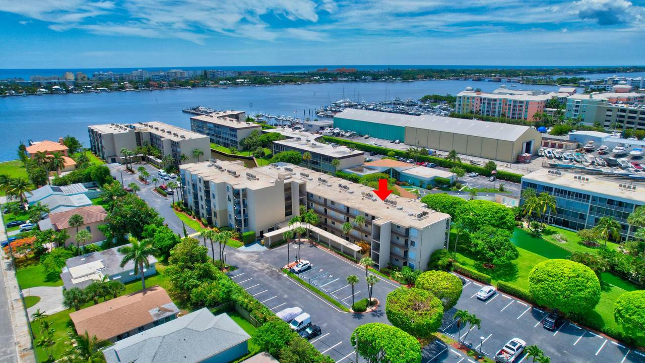 890 Federal Highway - Photo 1