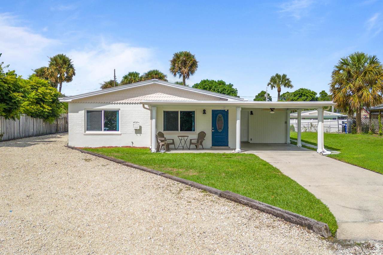 1593 Orion Street - Photo 1