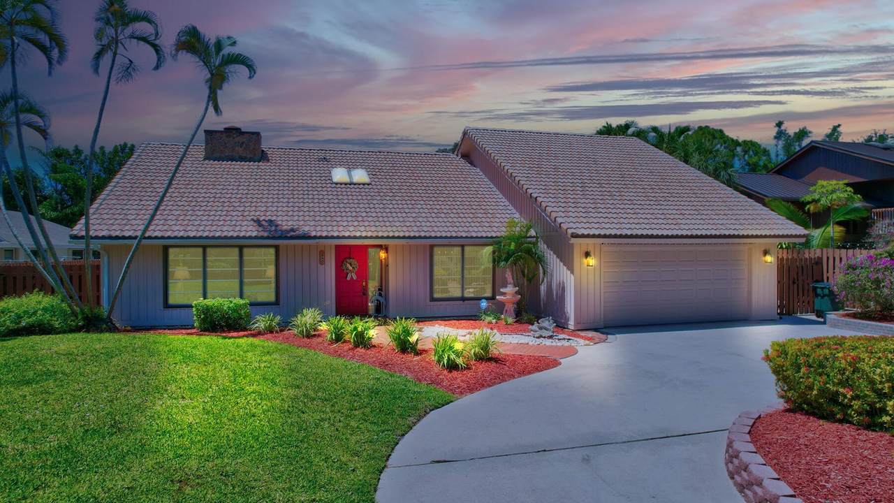 840 20th Street - Photo 1