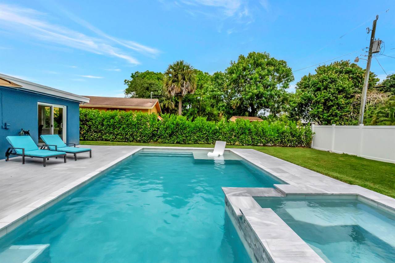 219 14th Avenue - Photo 1