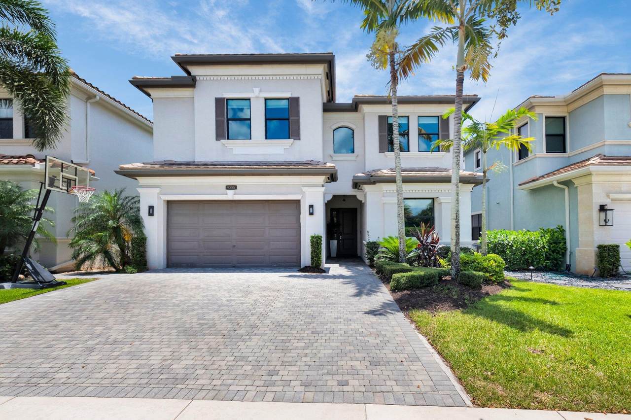 9385 Eden Roc Court - Photo 1
