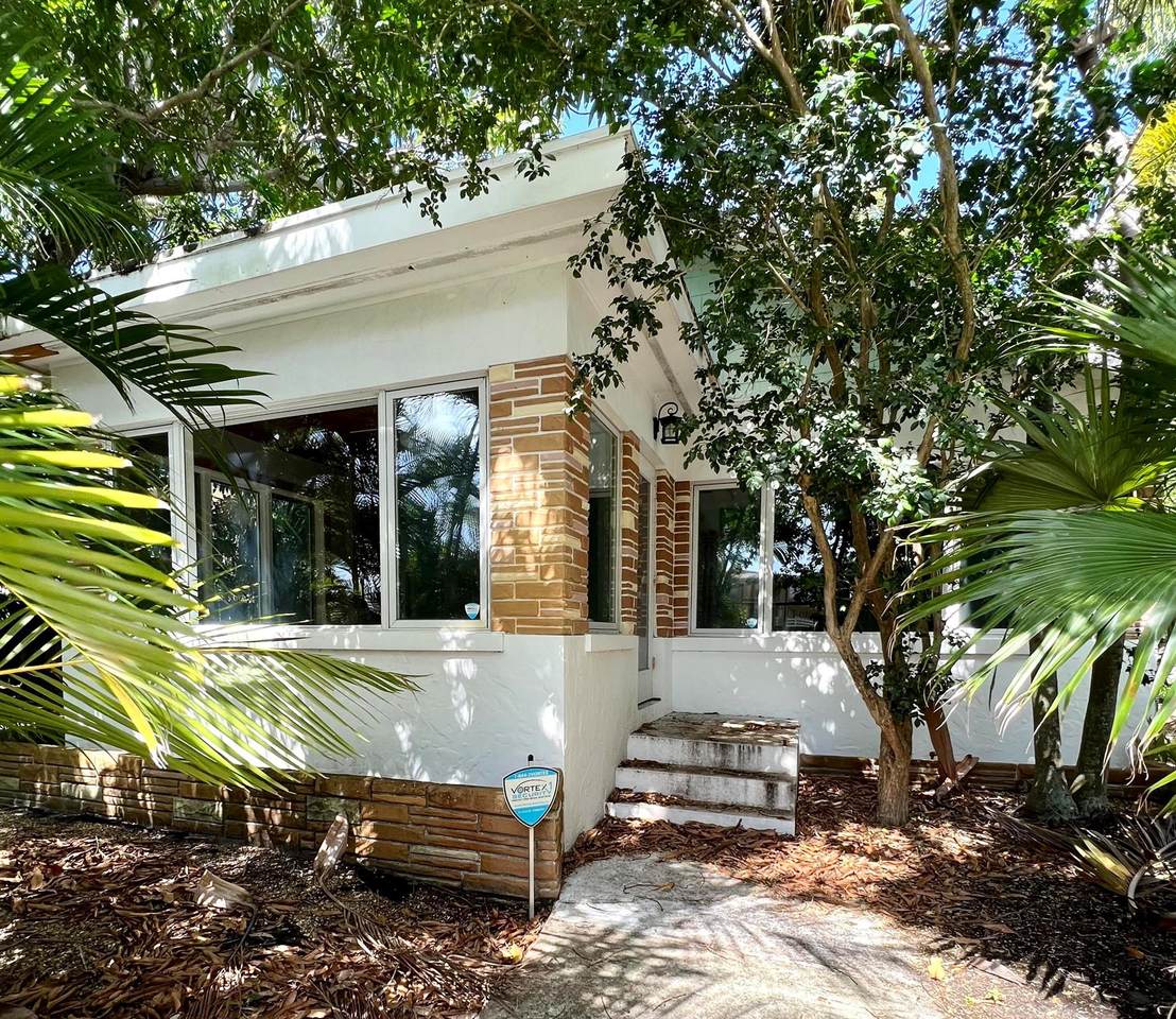 5415 Flagler Drive - Photo 1