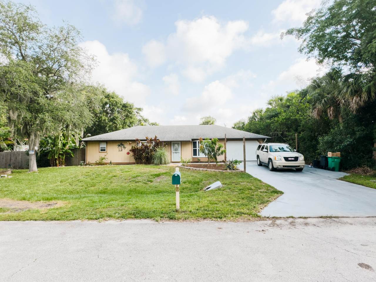 7810 Santa Clara Boulevard - Photo 1
