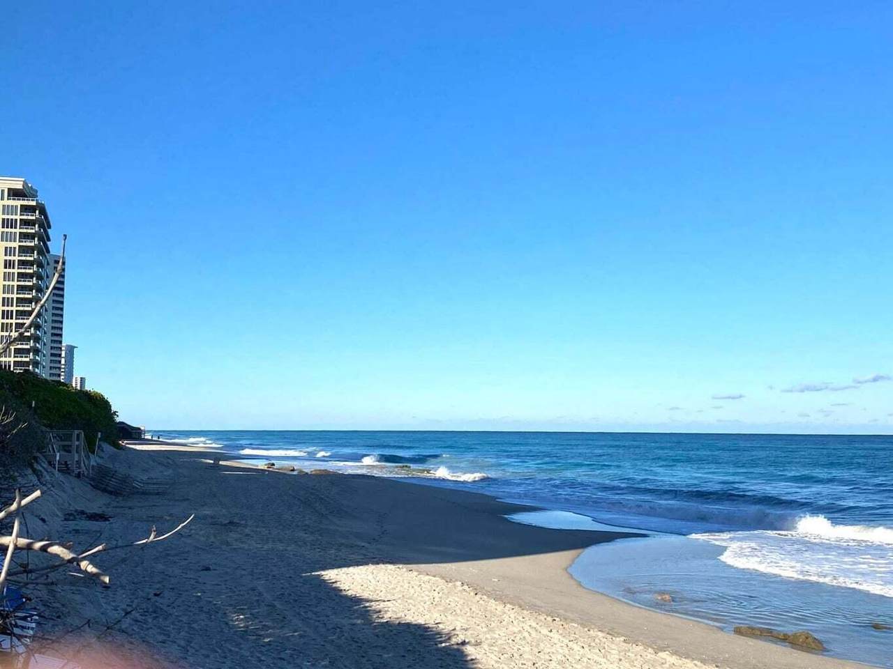 https://bt-photos.global.ssl.fastly.net/beaches/1280_boomver_2_R11096360-2.jpg