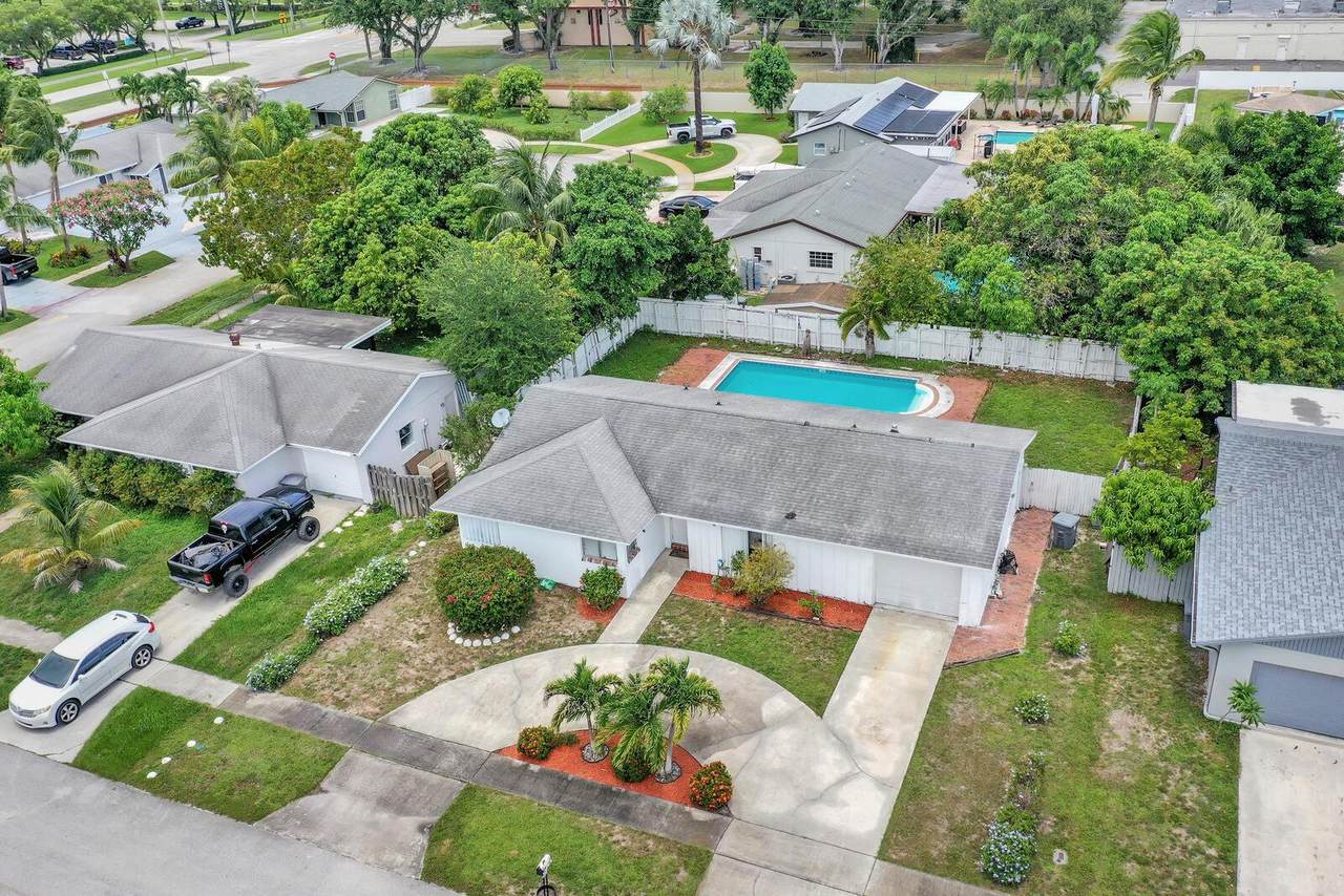10151 Windtree Lane - Photo 1