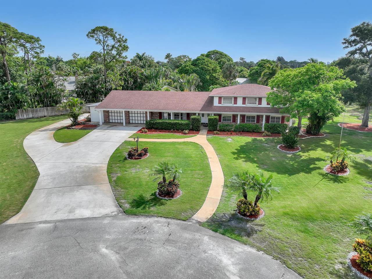 852 Palo Verde - Photo 1