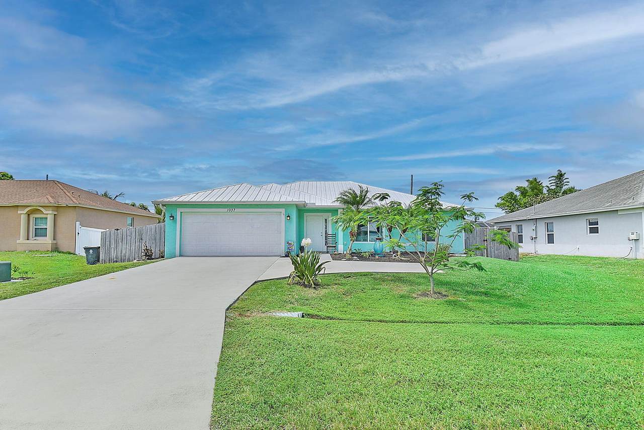 1037 Romaine Lane - Photo 1