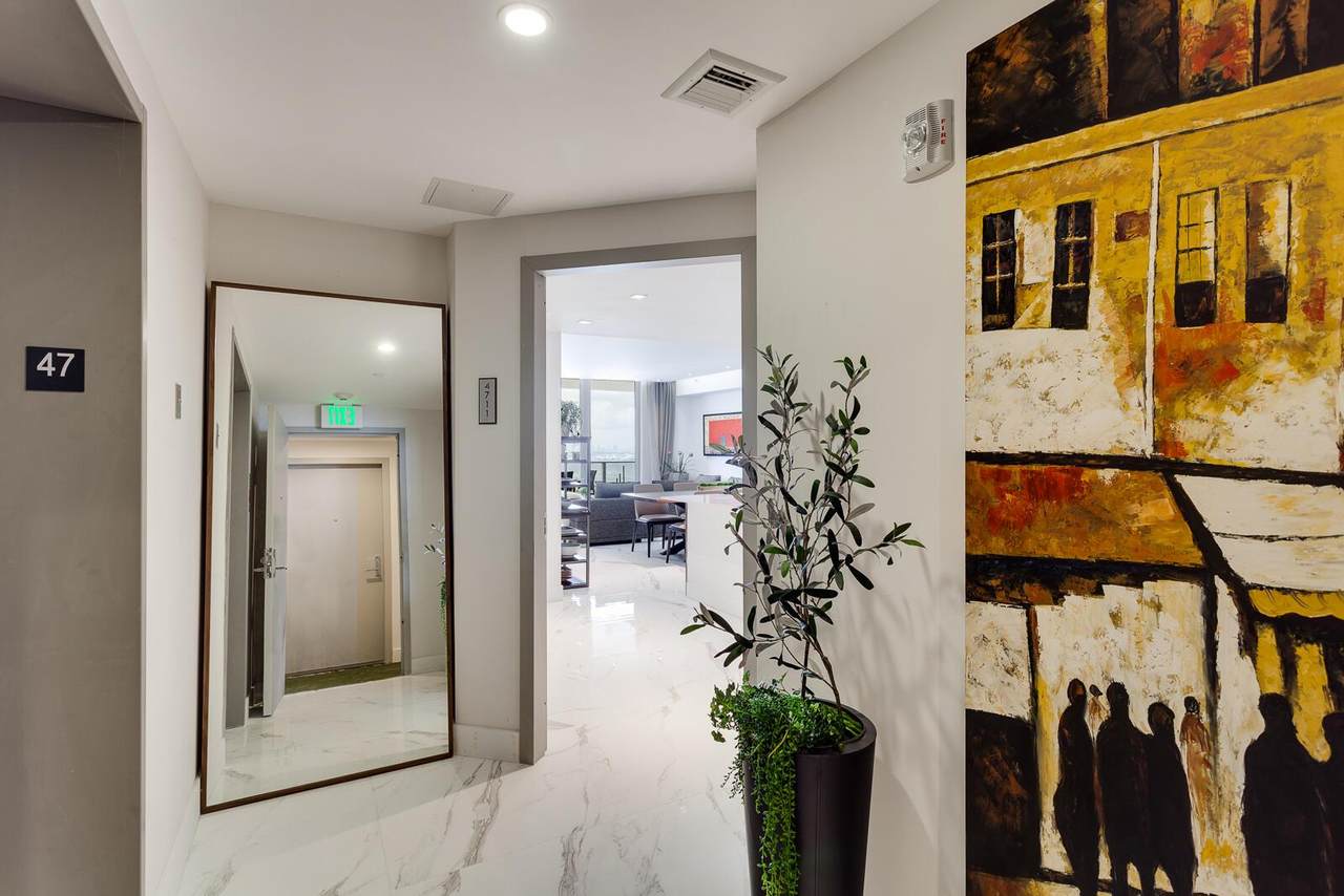 488 18th Street - Photo 1