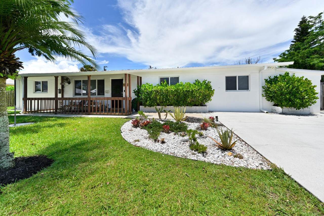 5702 Laguna Avenue - Photo 1