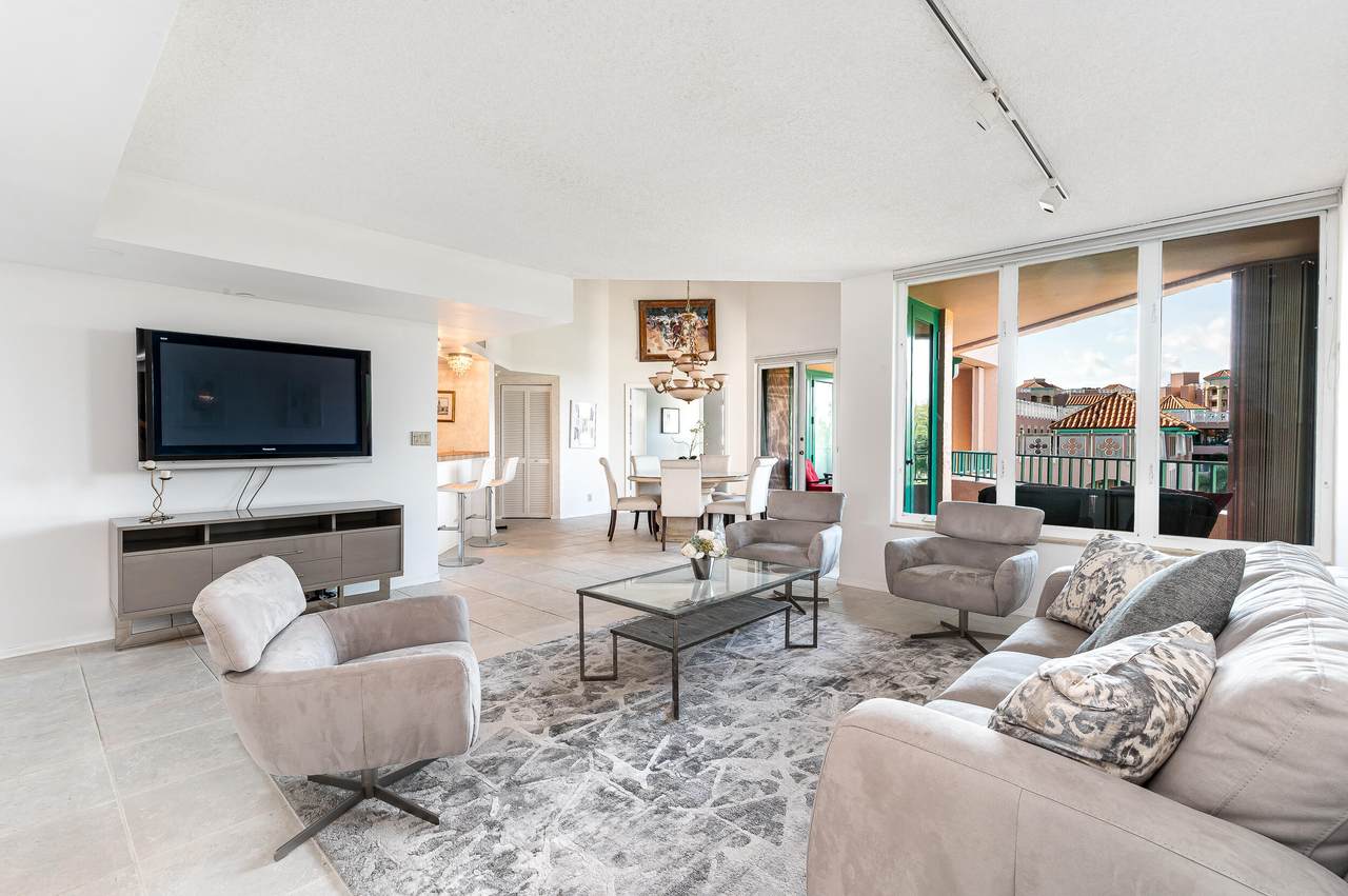 120 5th Avenue - Photo 1