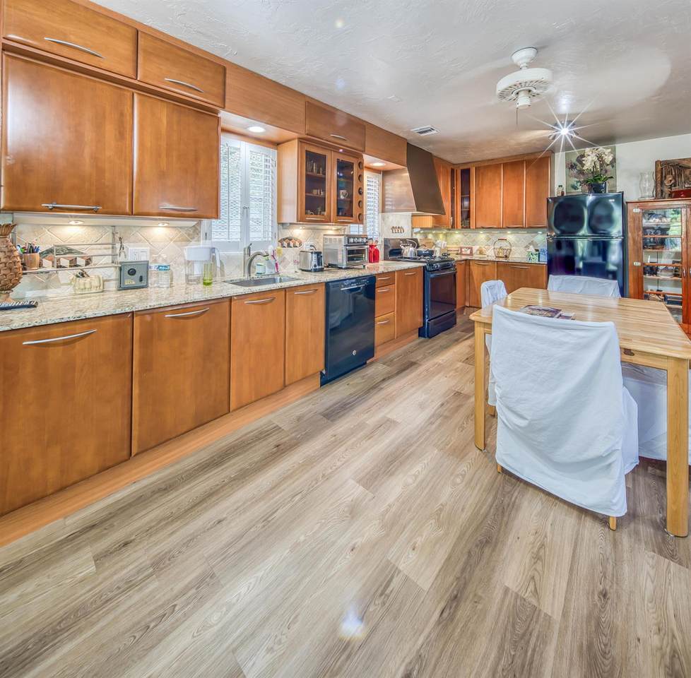 915 Lehto Lane - Photo 1