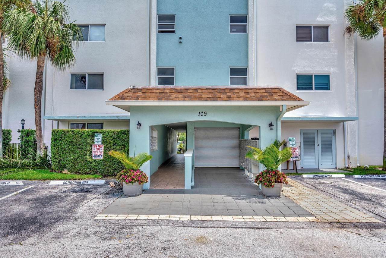 109 Paradise Harbour Boulevard - Photo 1