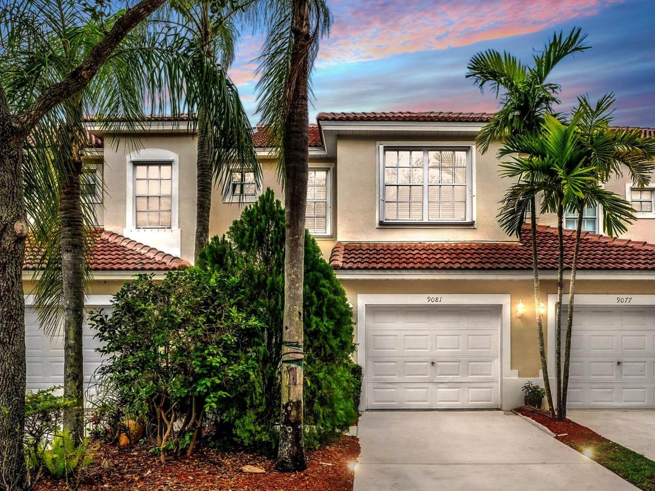 9081 Tremezzo Lane - Photo 1