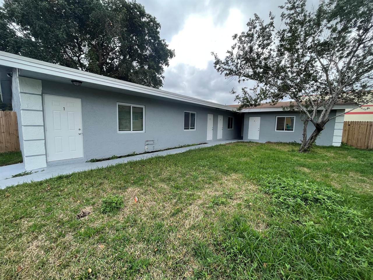 1109 6th Avenue - Photo 1