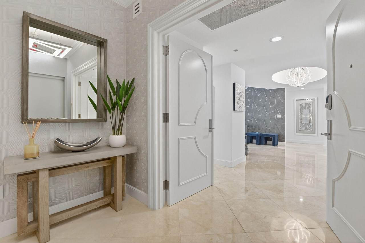 3700 Ocean Boulevard - Photo 1