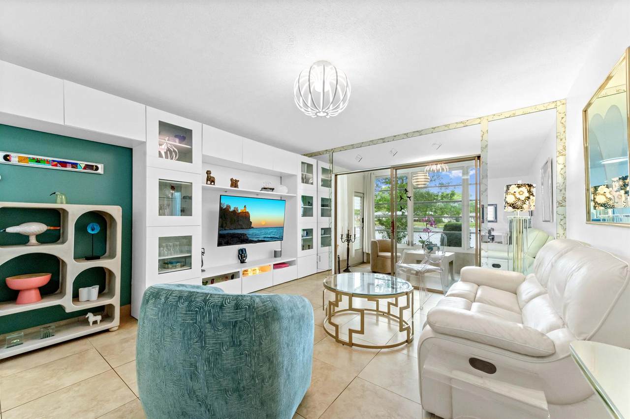 3530 52nd Avenue - Photo 1