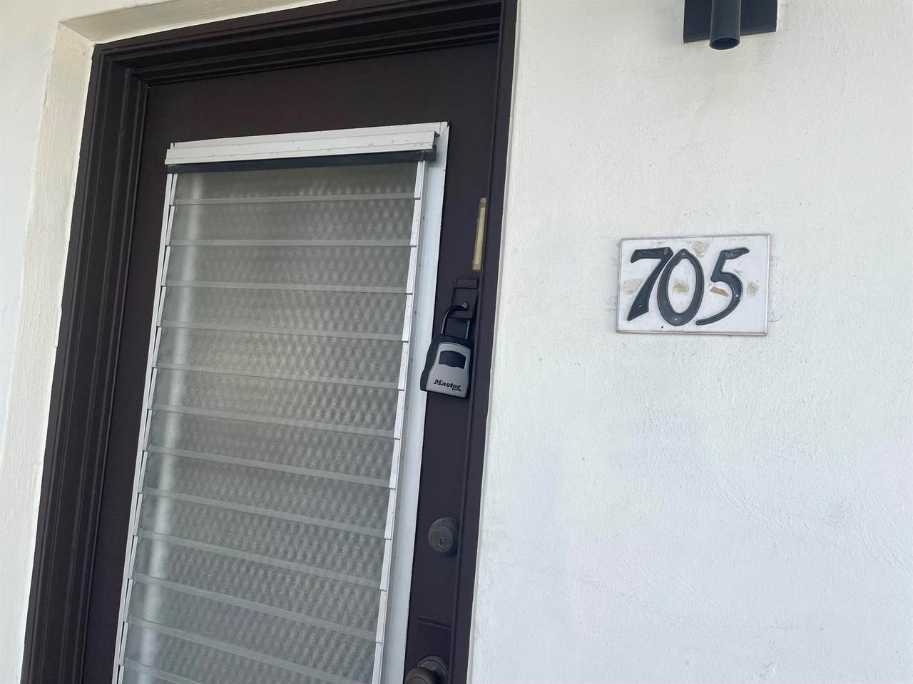 705 Normandy O - Photo 1