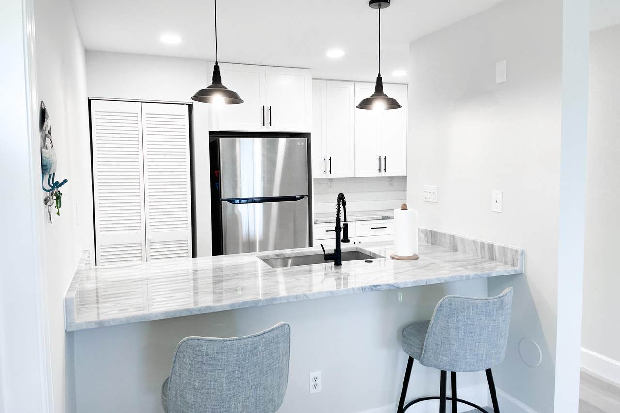 1550 Ocean Drive - Photo 1