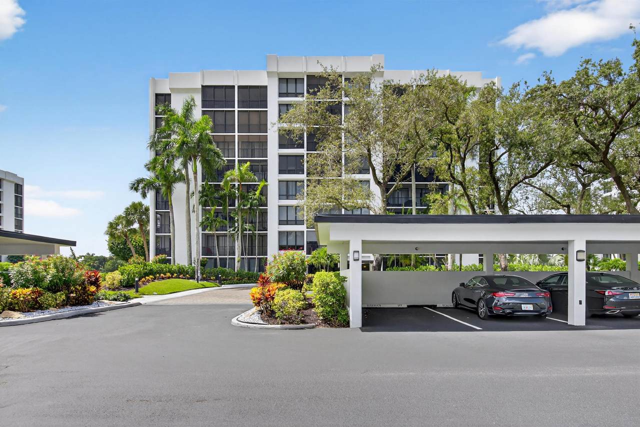 7786 Lakeside Boulevard - Photo 1