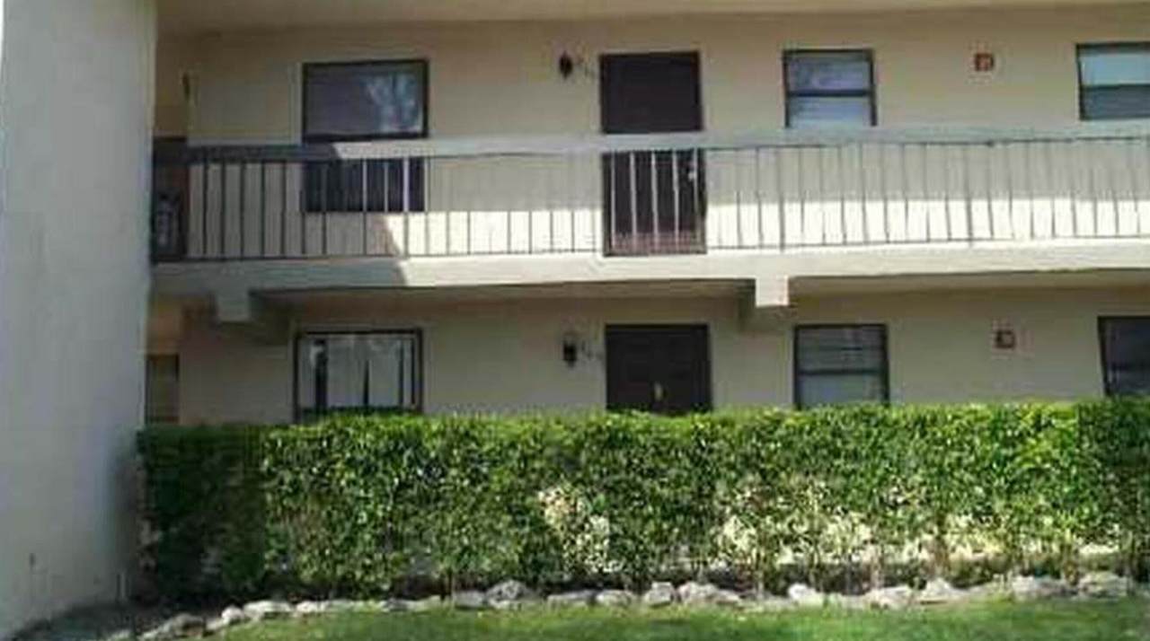 21911 Lake Forest Circle - Photo 1