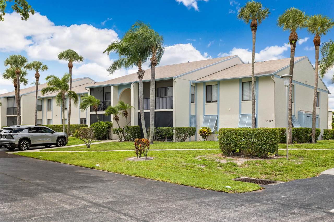 1102 Green Pine Boulevard - Photo 1