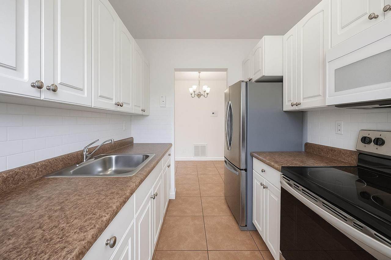 1671 33rd Street - Photo 1