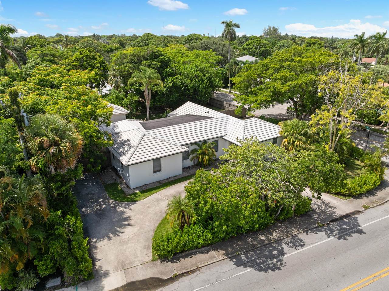 3115 Flagler Drive - Photo 1