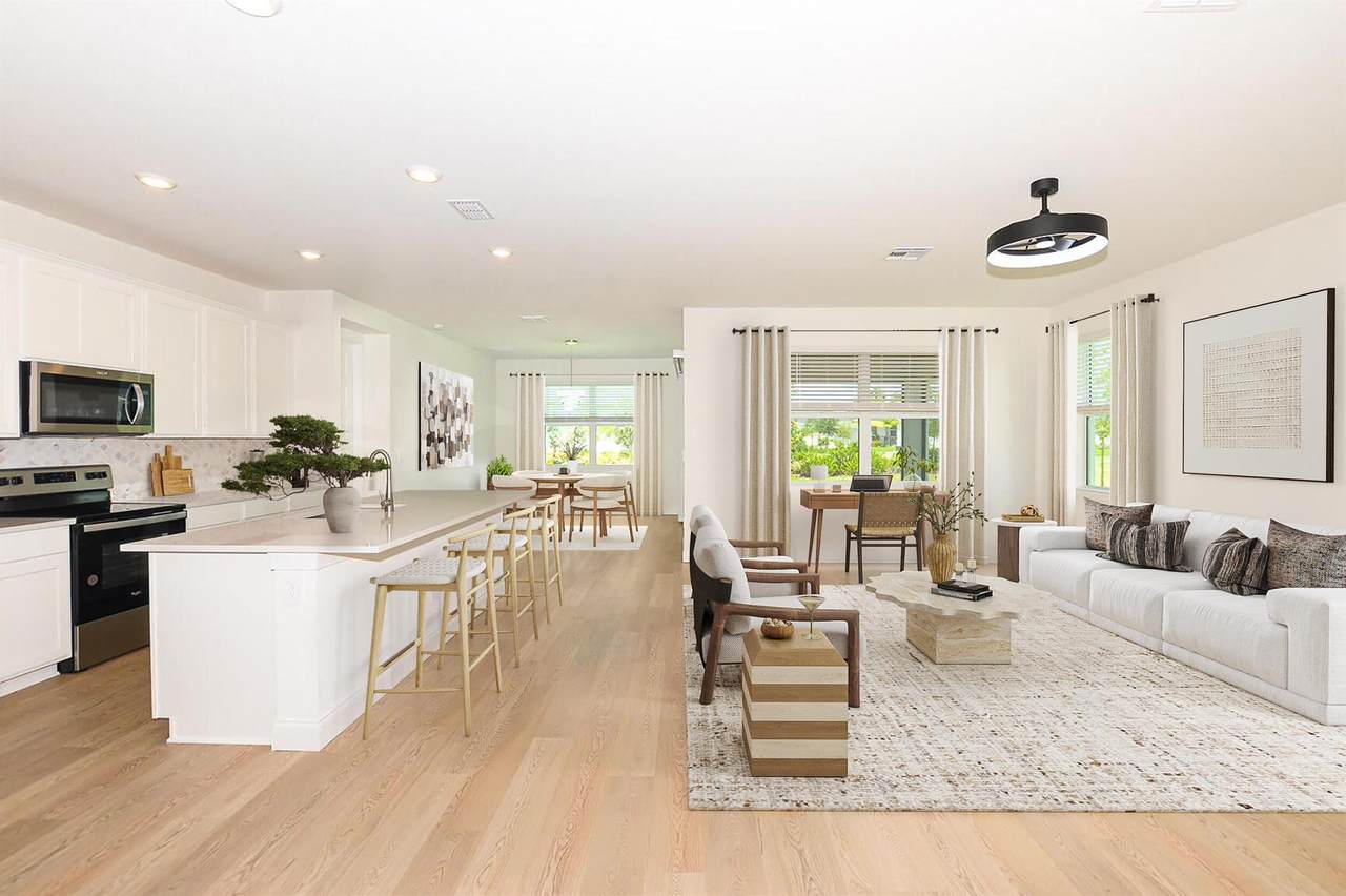 9062 Dahlia - Photo 1