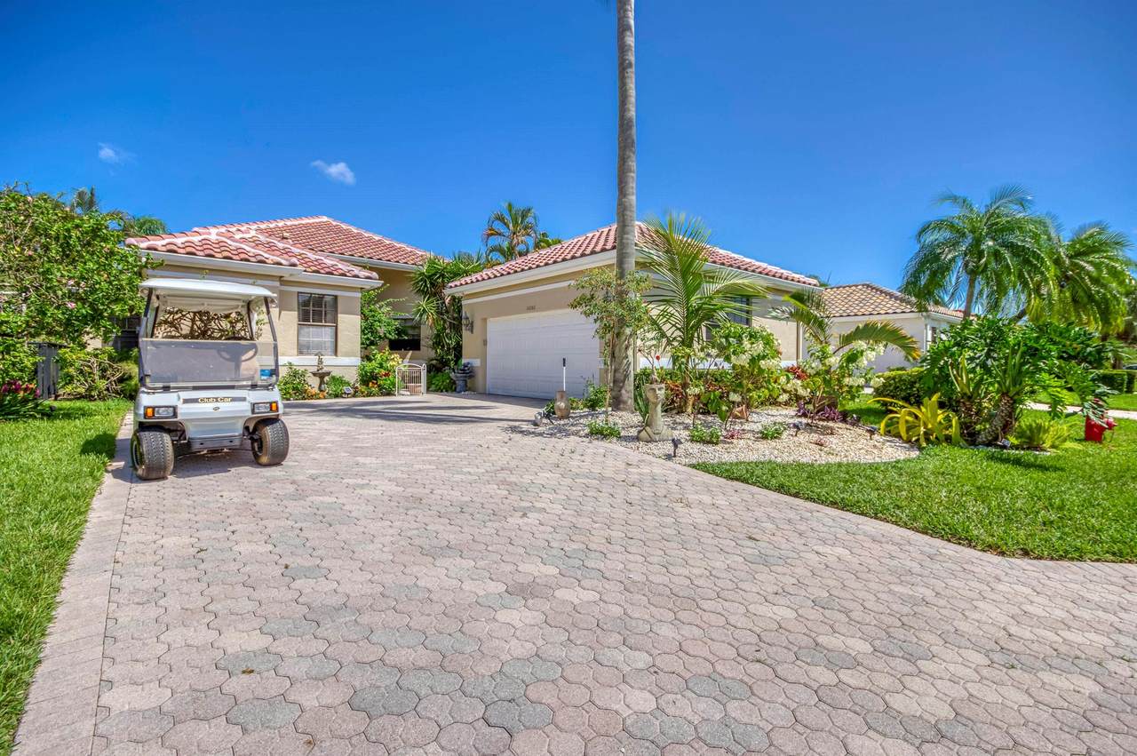 10080 Dover Carriage Lane - Photo 1