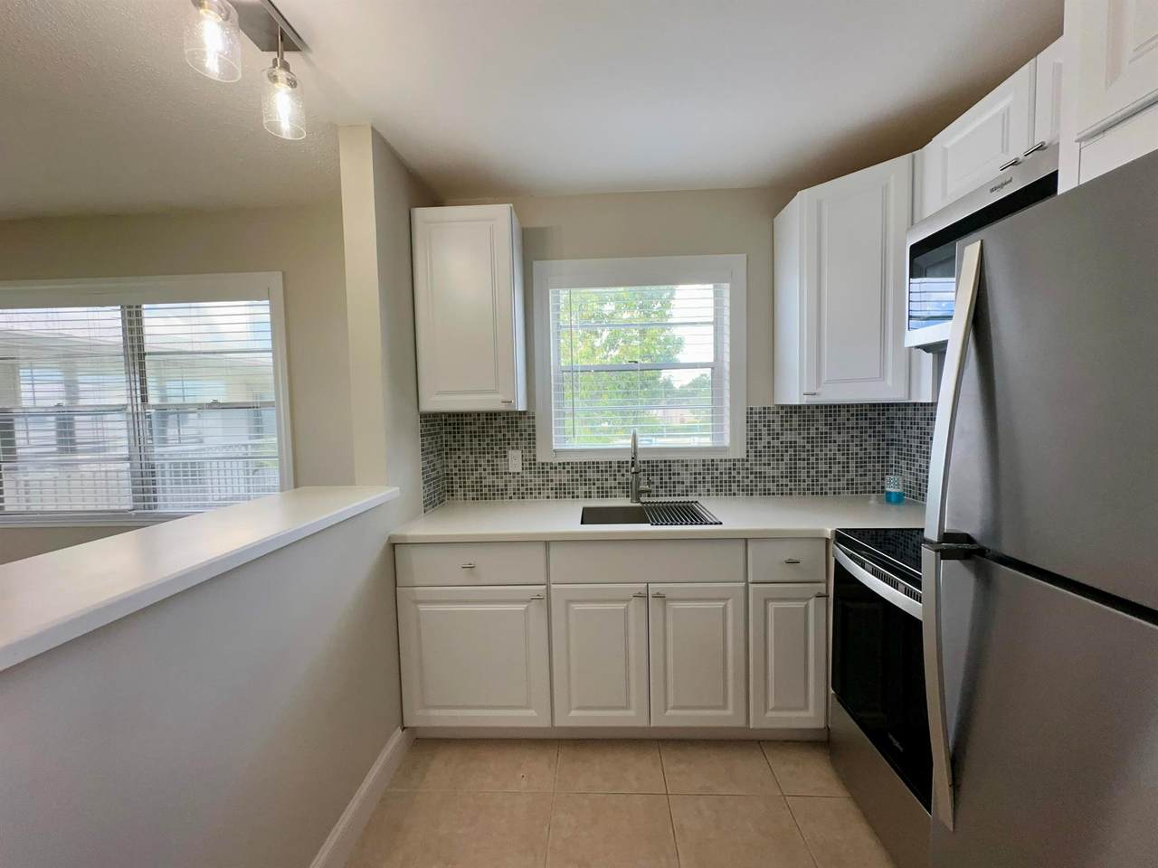 139 Sheffield F - Photo 1