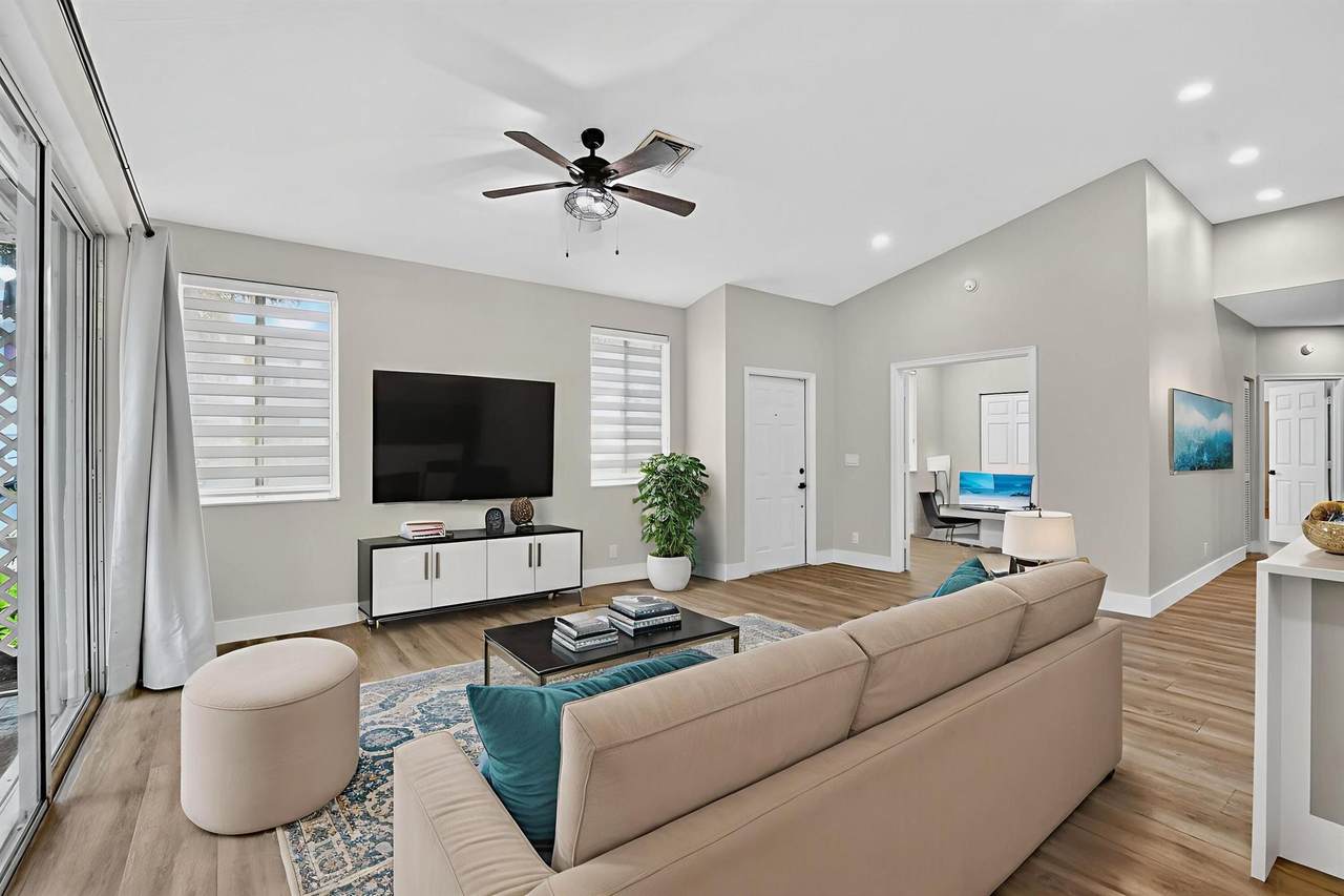 851 42 Place - Photo 1