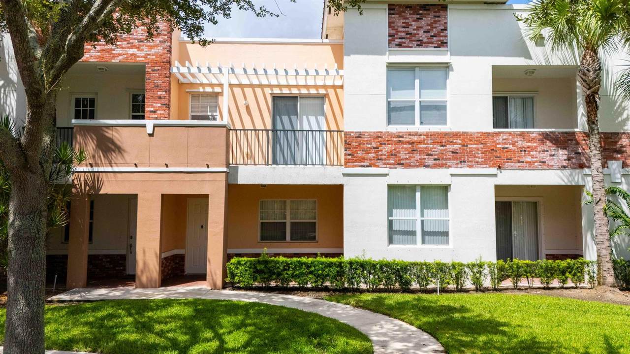 10520 Stephanie Way - Photo 1