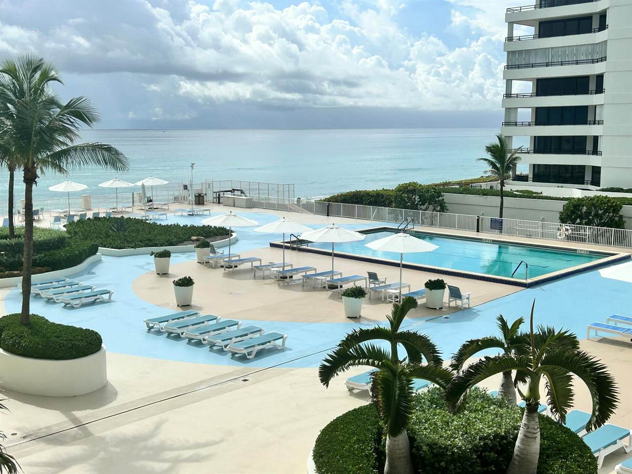 https://bt-photos.global.ssl.fastly.net/beaches/1280_boomver_2_R11122913-2.jpg
